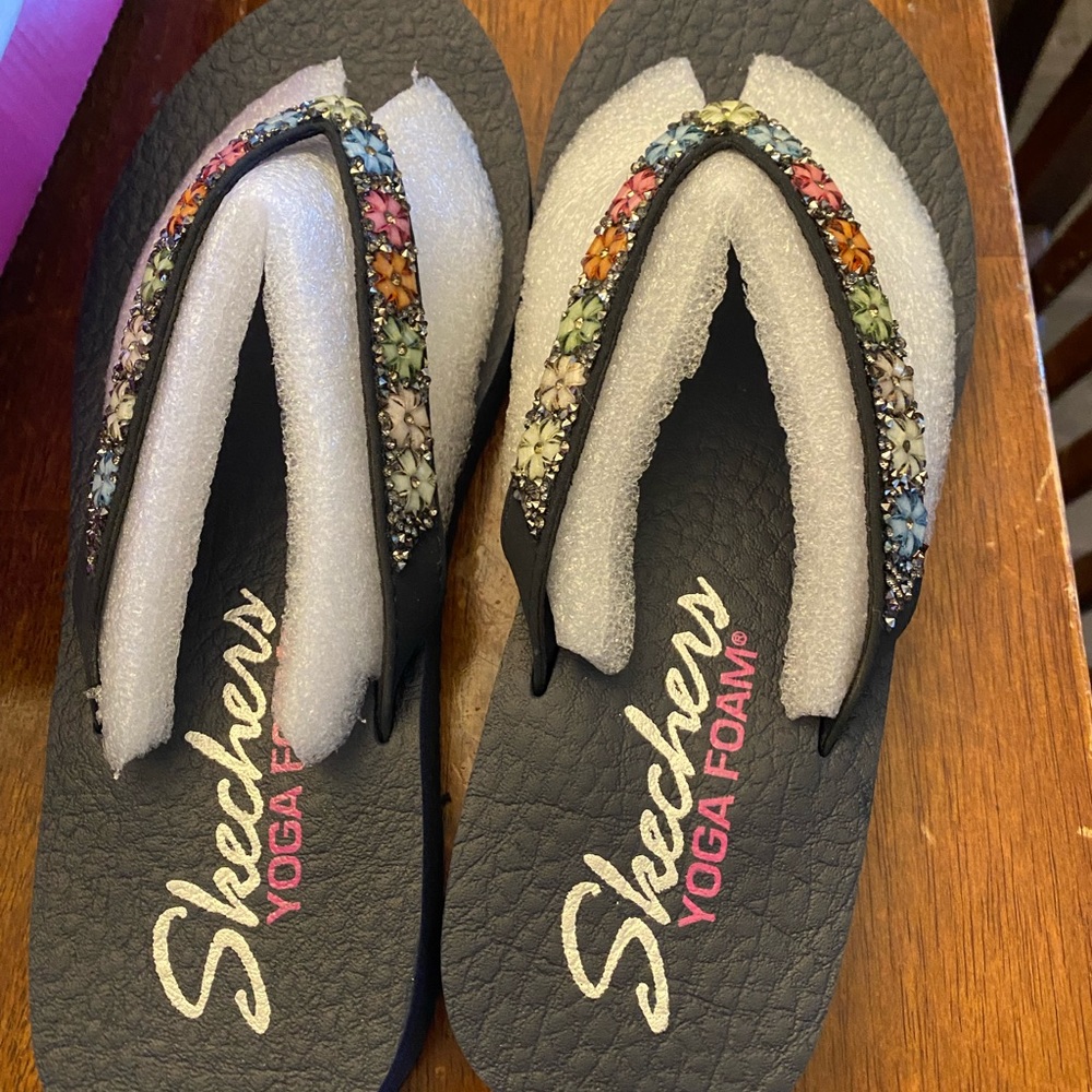 Skechers Yoga Foam Navy Flip Flops